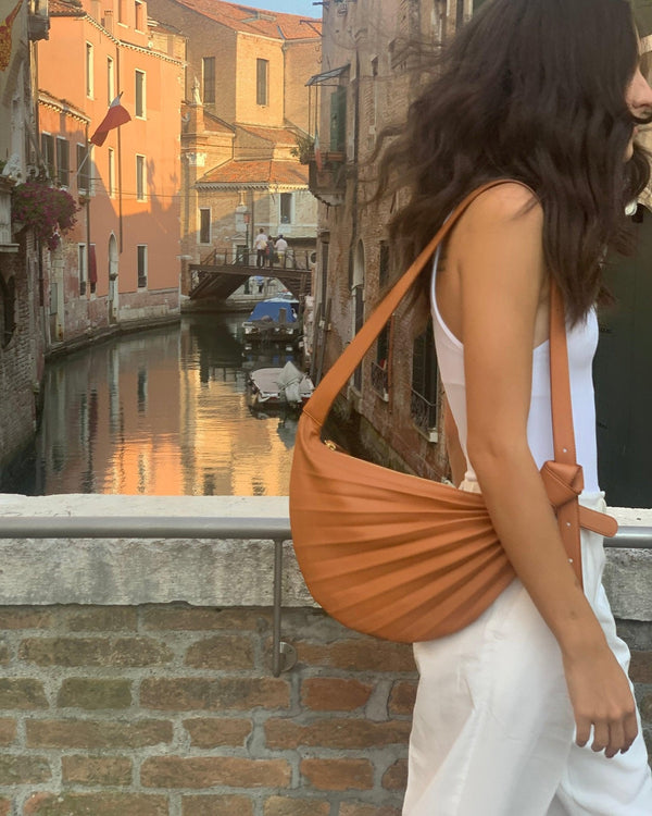 Chiaroscuro Hammock Sling Bag Caramel | Designer Brown Shoulder