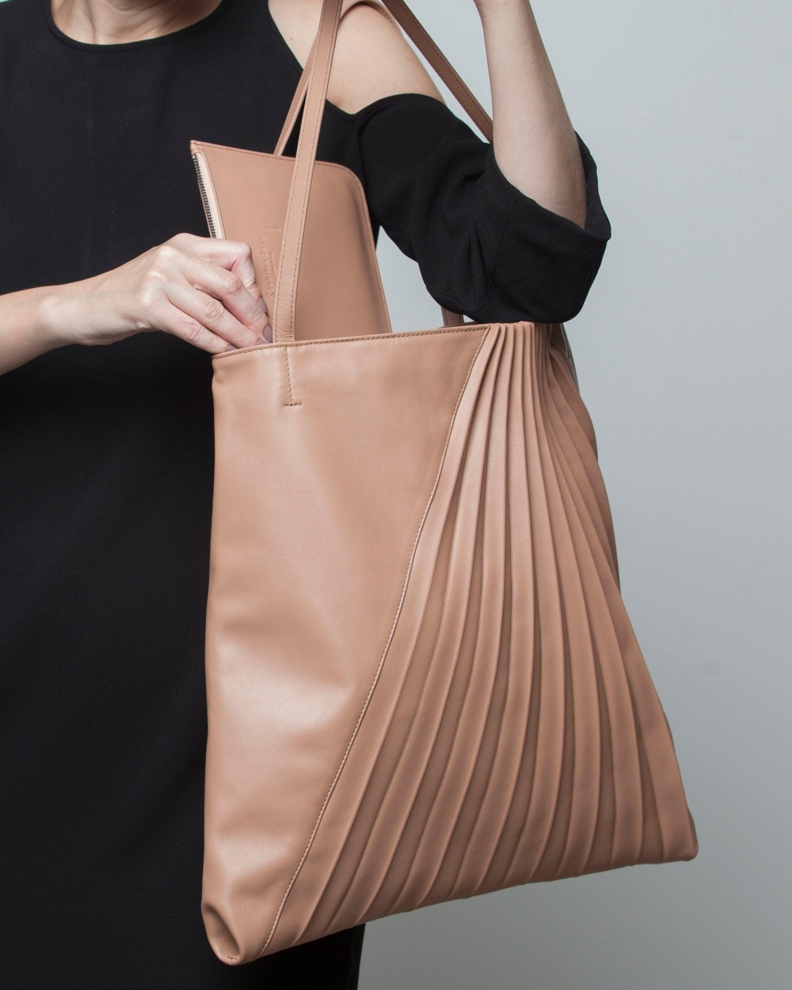 Chiaroscuro Weekend Tote in Taupe Lambskin - Sabrina Zeng